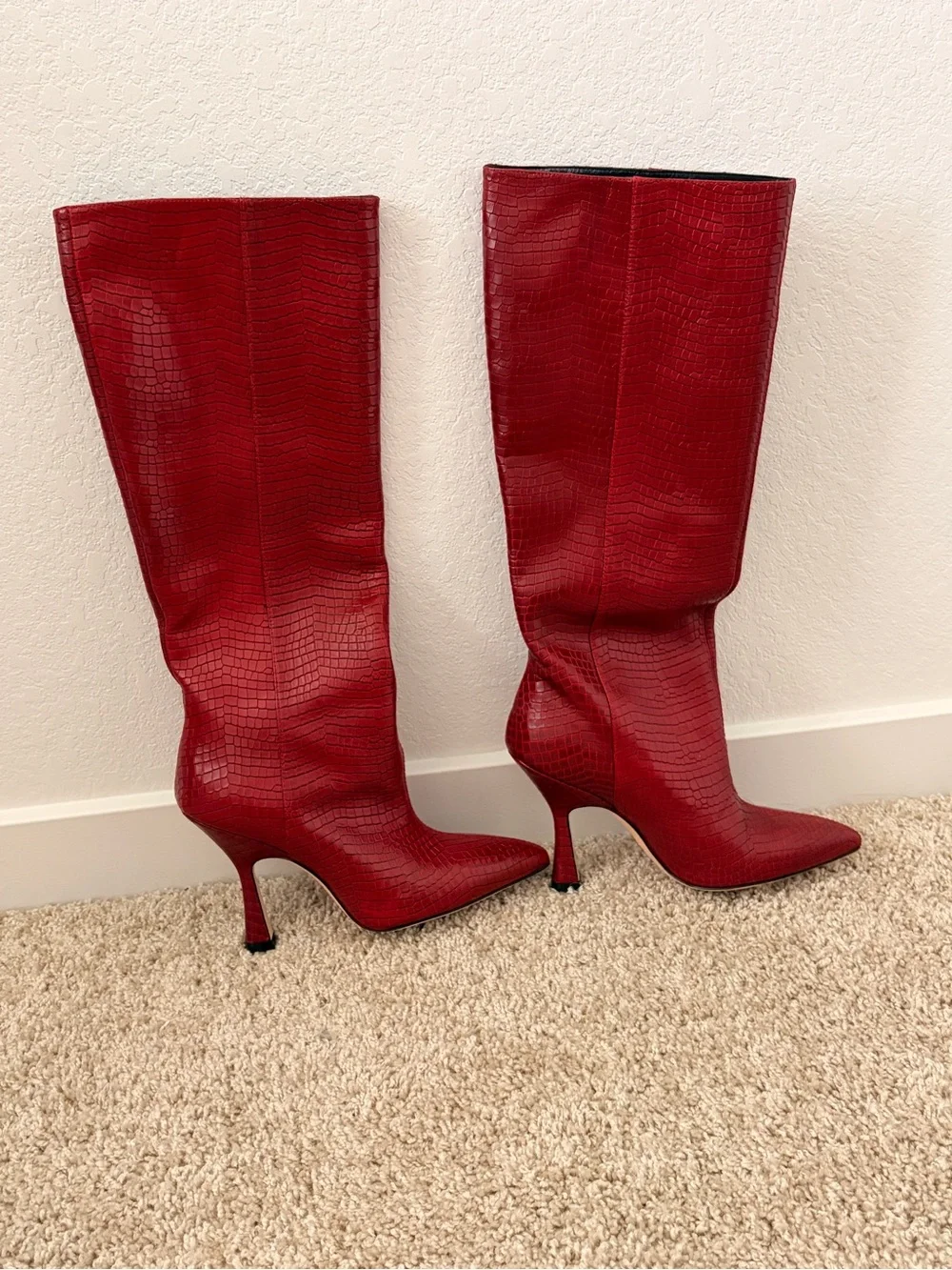 Stuart Weitzman sleek croc